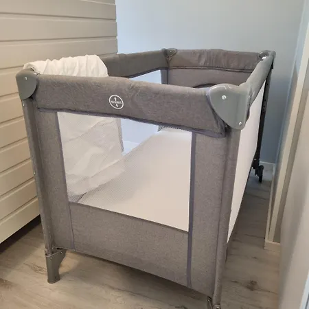Apartment Yllaes Terhakka - Uusi Huvila Kuudelle Akaslompolo